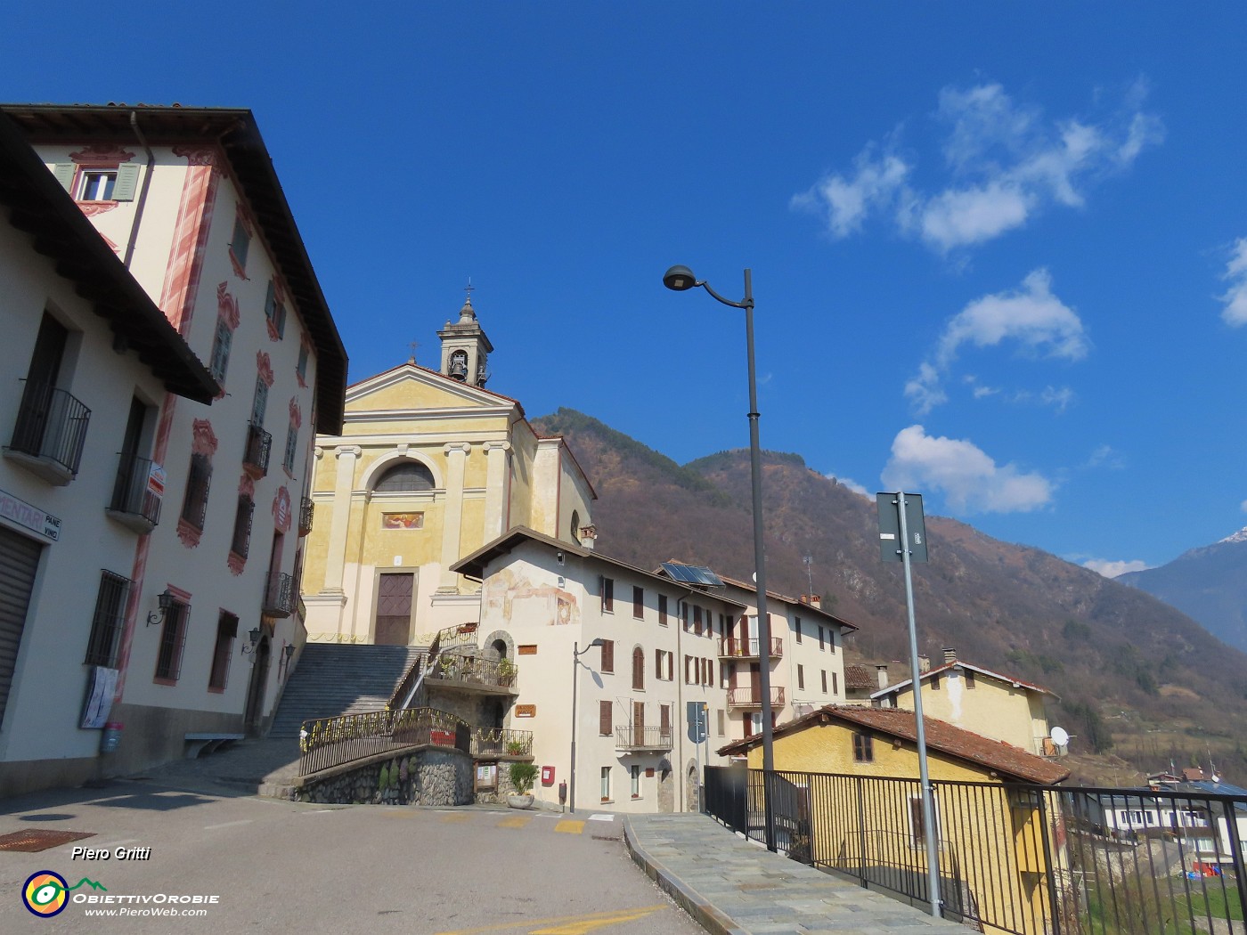 05 Bracca, la chiesa parrocchiale.JPG